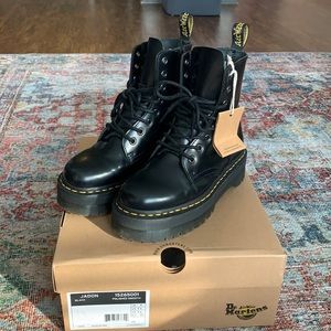 Dr. Martens JADON Black - 8 eye - Platform Boots